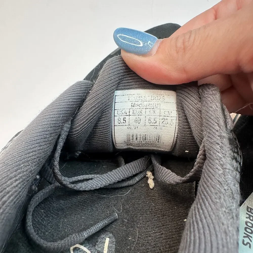 Brooks Ghost 14Black Pearl Peach Sneakers